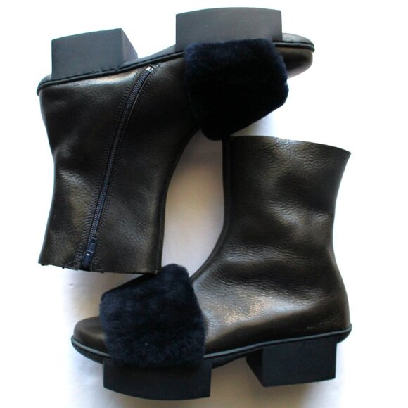 Trippen Sofa F Ankle Boot / Size 40 / US 9 / Black Navy Avant-Garde Fur Platform - Picture 5 of 7